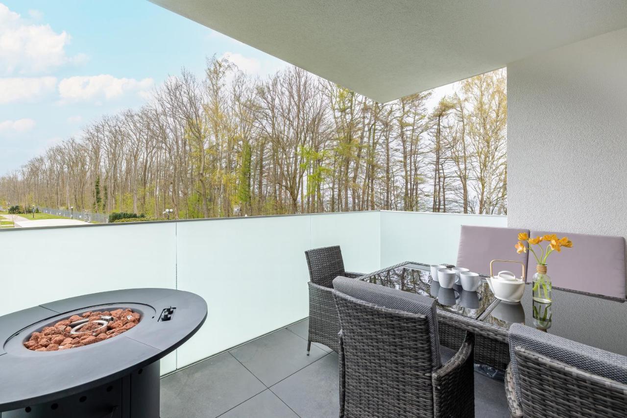 Platinium Apartment By Renters Prestige Ревал Екстериор снимка