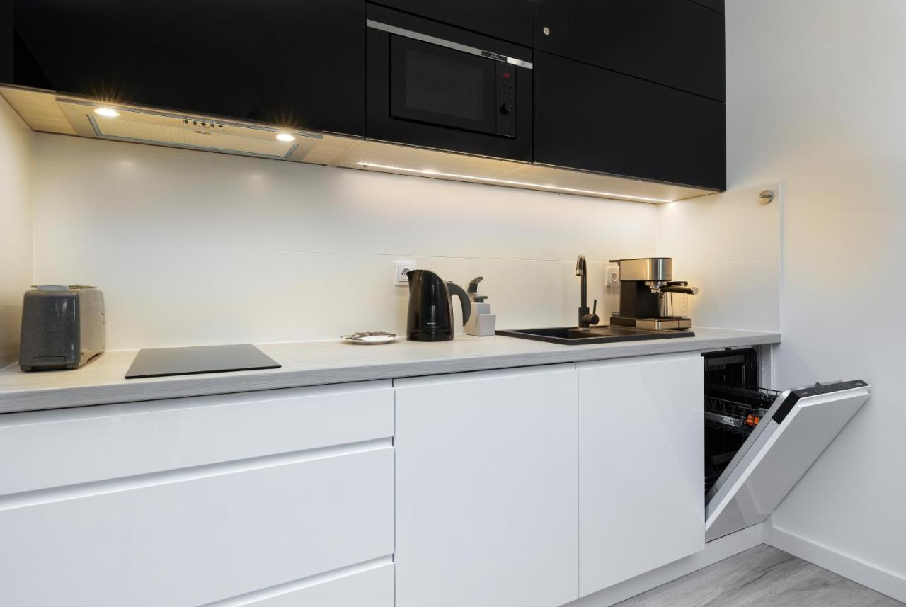 Platinium Apartment By Renters Prestige Ревал Екстериор снимка
